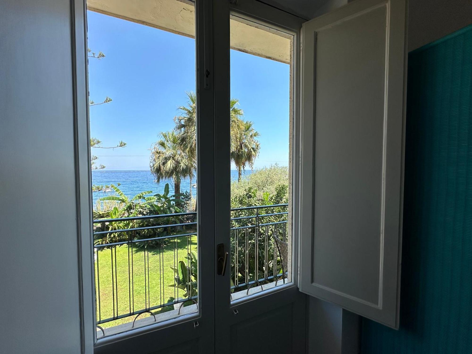 Hotel Baia Delle Sirene Taormina Eksteriør billede